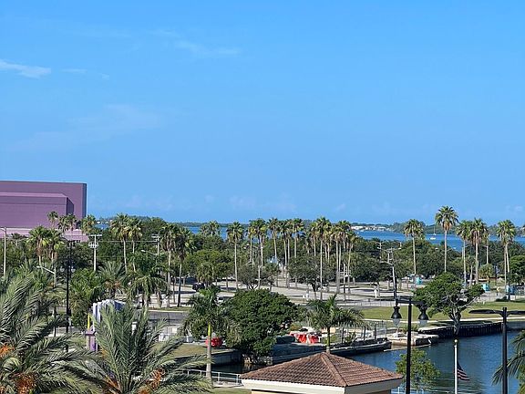 3rd image of 1064 N Tamiami Trl Unit 1407