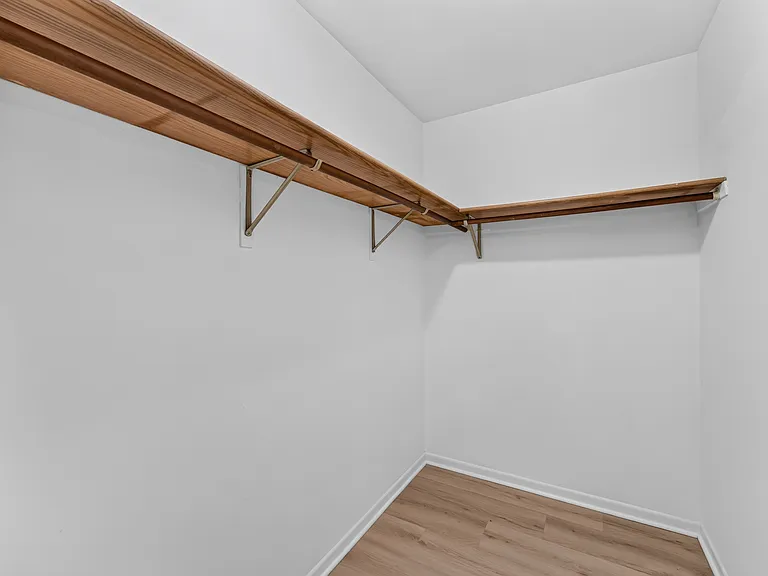 316 Park Ave — Photo 13
