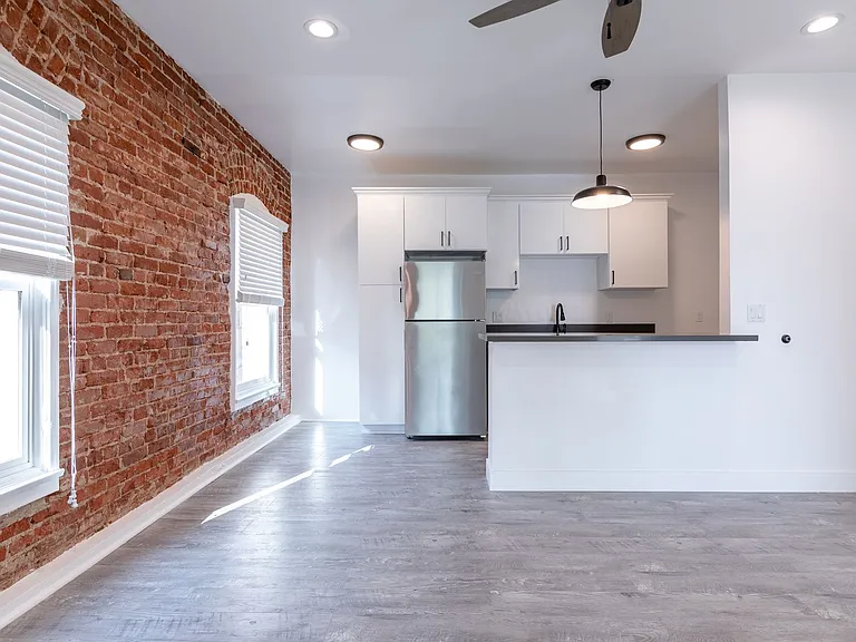 3048 W 12th Street — Photo 30