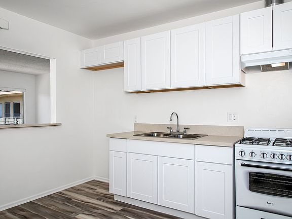 3rd image of 853 W Duarte Rd APT 27