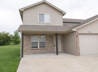 4014 Snowy Owl Dr, Columbia, MO 65202