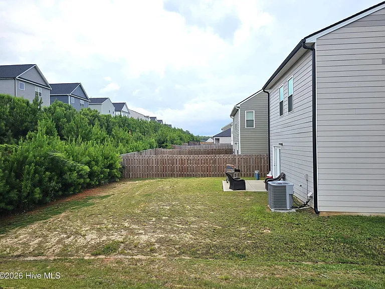 1403 Deer Hollow Run — Photo 4
