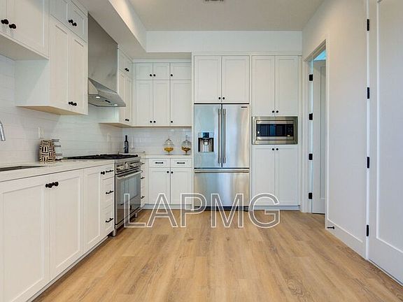 4th image of 6018 Comey Ave