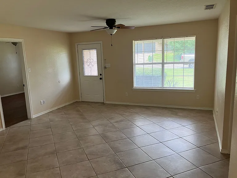 208 S Sendero Dr — Photo 15