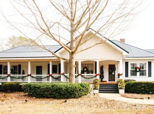 18 Lake Louise Rd, Sylacauga, AL 35150