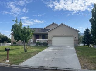 134 Lakeview Dr, Stansbury Park, UT 84074