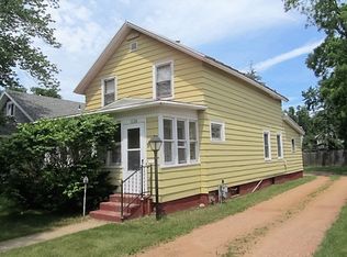 2124 Dixon St, Stevens Point, WI 54481