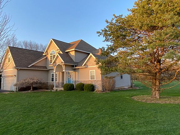 2nd image of 5882 Tall Grass Ct