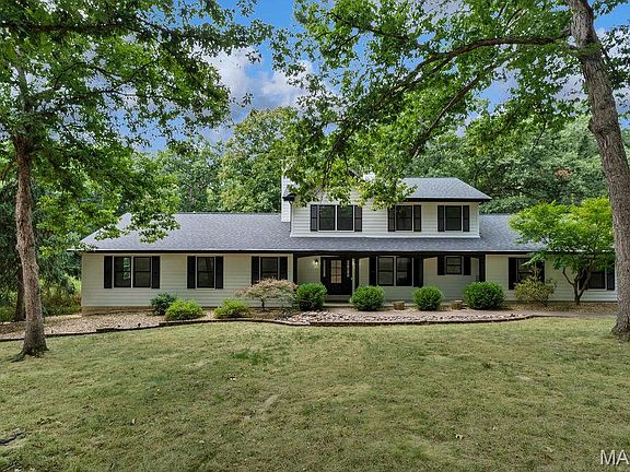 2nd image of 2 Patrick Ln