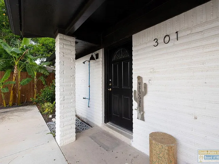 301 Madison St — Photo 25