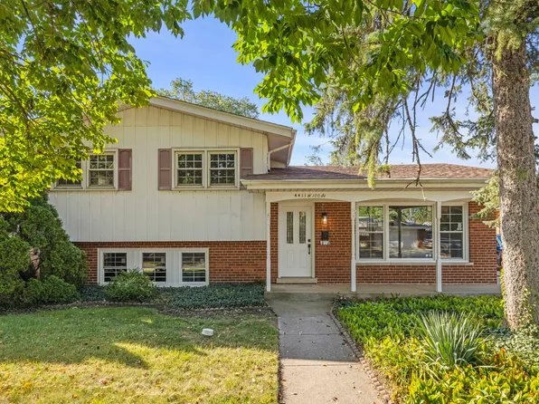4433 W 100th St, Oak Lawn, IL 60453
