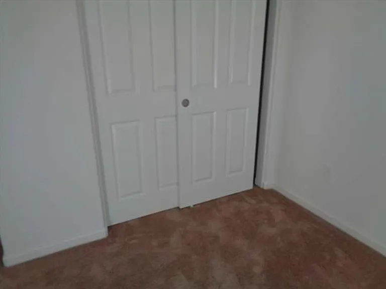 1053 S Burns Pl — Photo 3