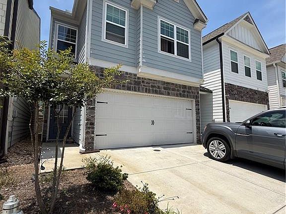 2nd image of 268 Whitetail Cir