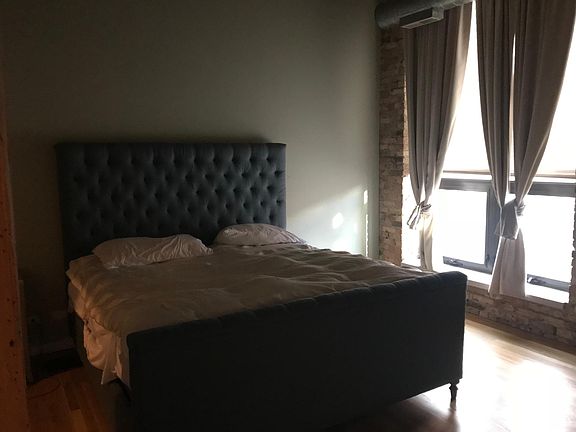 4th image of 420 W Grand Ave APT 2B