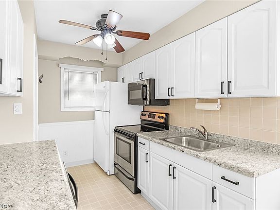 4th image of 8003 Bertha Ave