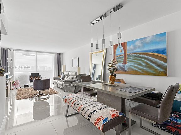 4th image of 1775 Washington Ave #177514F