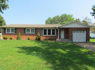 971 Louisiana St, Sullivan, MO 63080