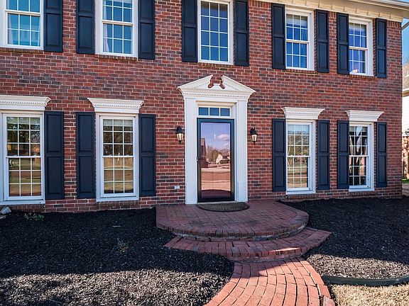 3rd image of 531 Scarlett Ohara Dr