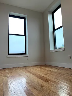 Rented by Hagstrom Management Inc | media 37