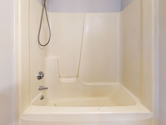 4th image of 254 Keene Rd #C