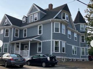 41 Grandview Ave, Quincy, MA 02170