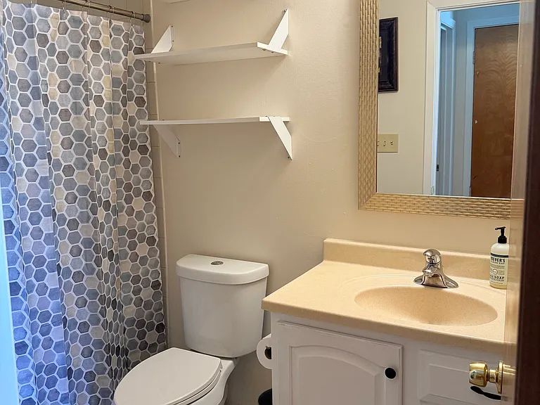 500 E Riverside Dr #216 — Photo 16
