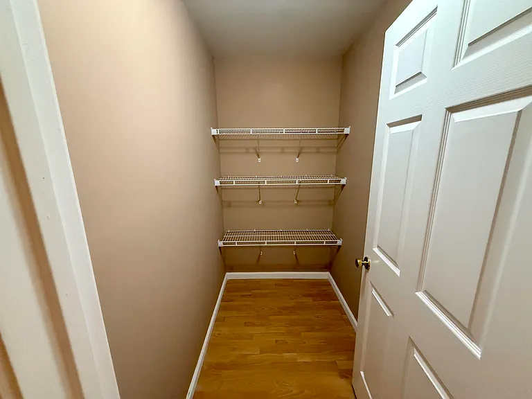 42 Cypress St — Photo 13