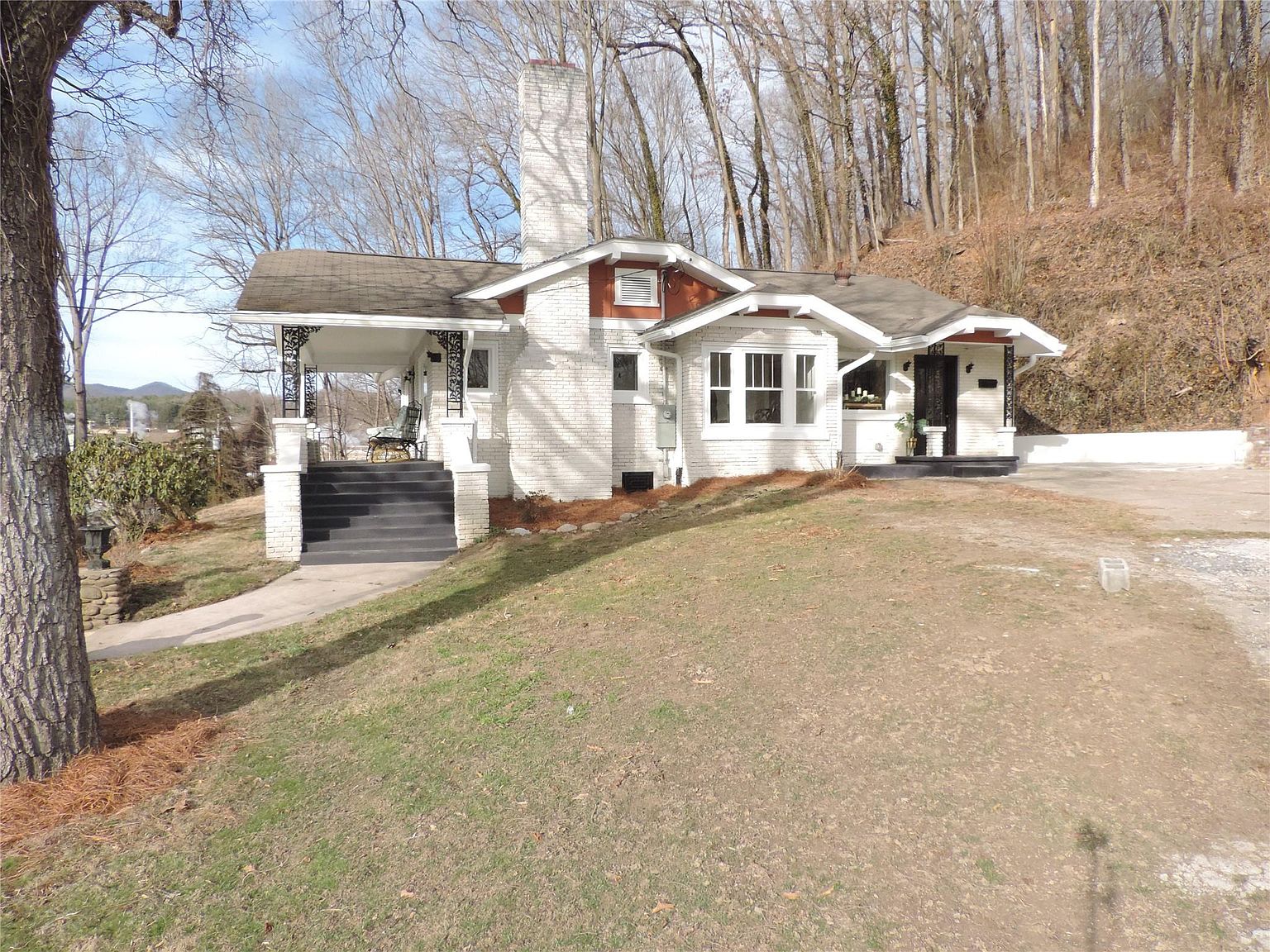 143 Pisgah Dr, Canton, NC 28716 Zillow