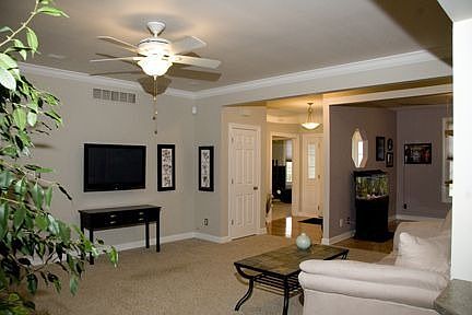 2nd image of 312 Ashwood Dr