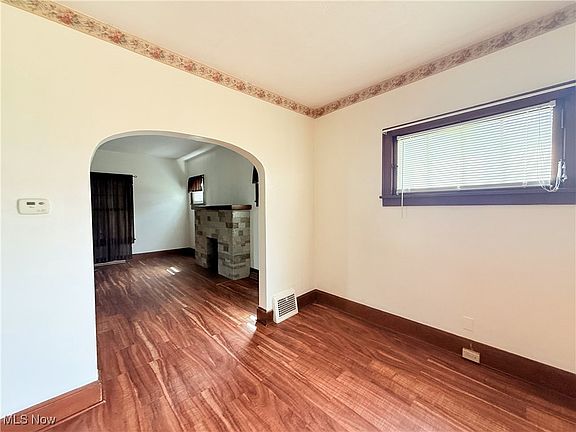 5th image of 509 Dresden Ave