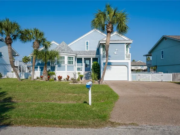 3 Pelican Dr, Rockport, TX 78382