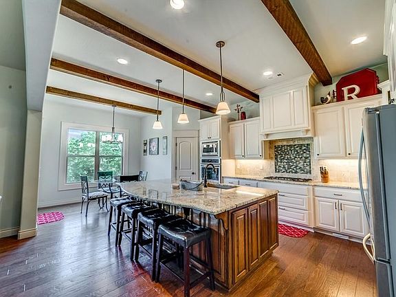5th image of 12028 Beau Chalet Dr
