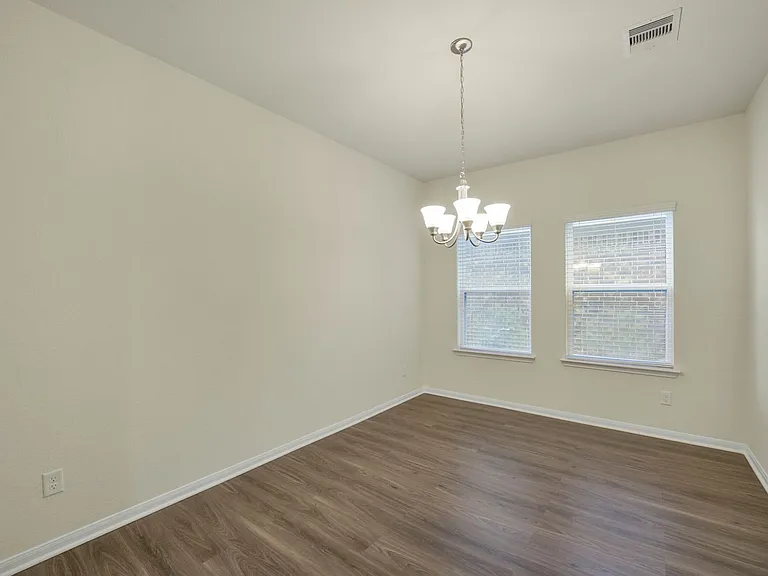 10502 Chestnut Path Way — Photo 16