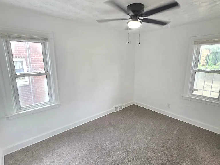 14975 Cheyenne St — Photo 16