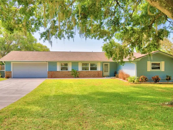323 Lake Dr, Lakeland, FL 33813