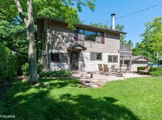 40300 N Oak Dr, Antioch, IL 60002