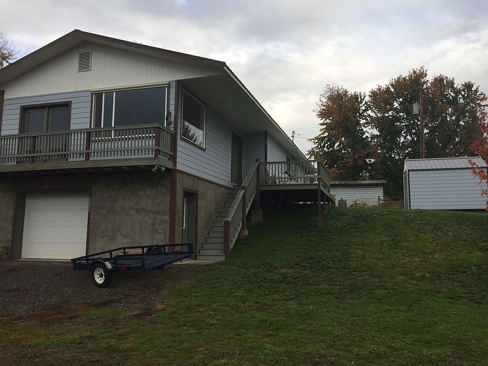 2nd image of 7297B Birch St