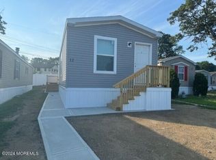 12 Shorehaven Trl, Hazlet, NJ 07730