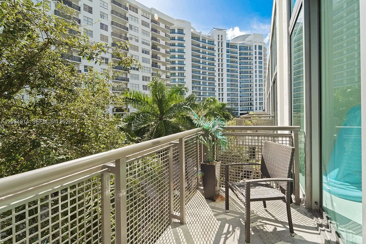 Terra Beachside Condo — Photo 4