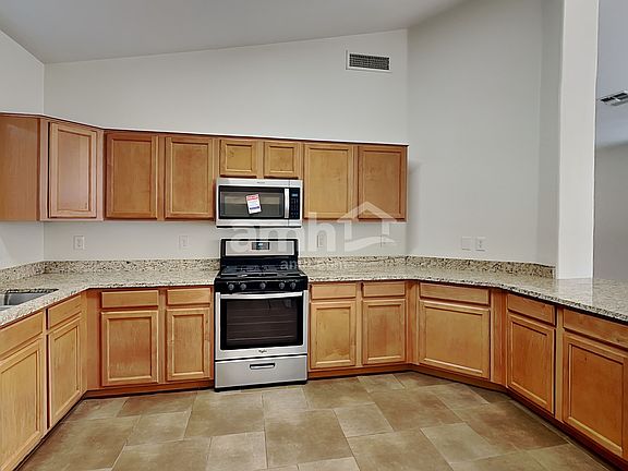 3rd image of 447 E Camino Limon Verde