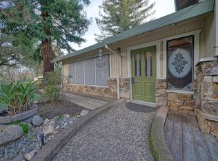 951 Poverty Hill Dr, Placerville, CA 95667