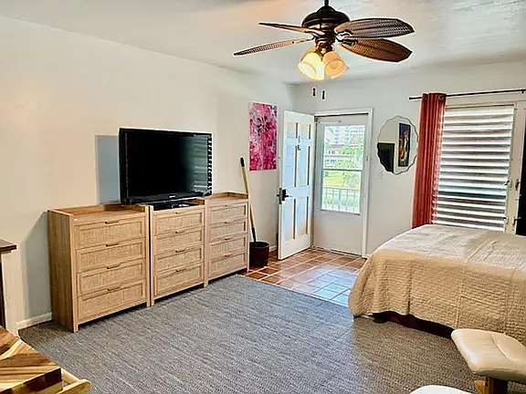 Studio, 406 sqft, $1,475 — Photo 3