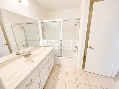 26075 Las Flores #B — Photo 8