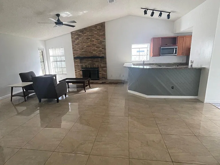 14667 Eagles Crossing Dr — Photo 9