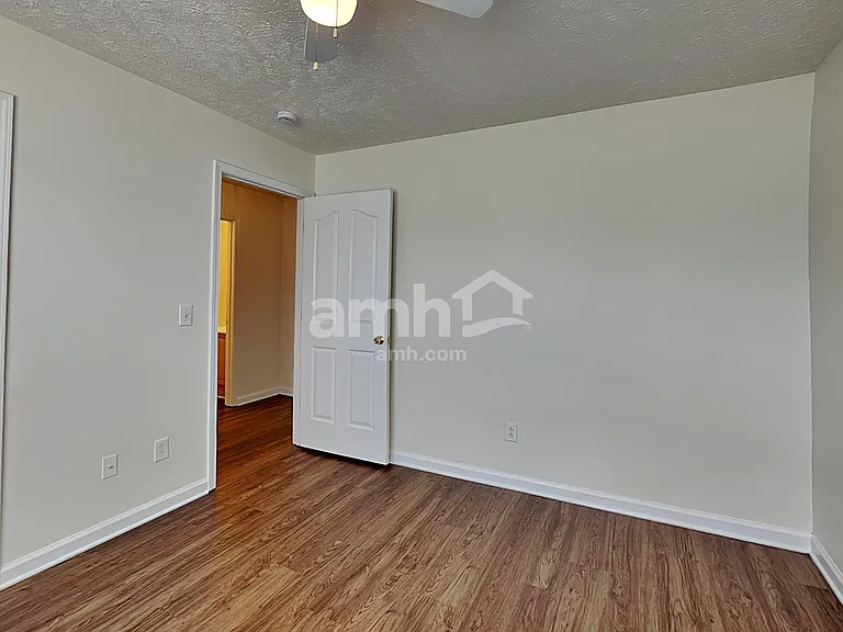 643 Glenties Dr — Photo 15