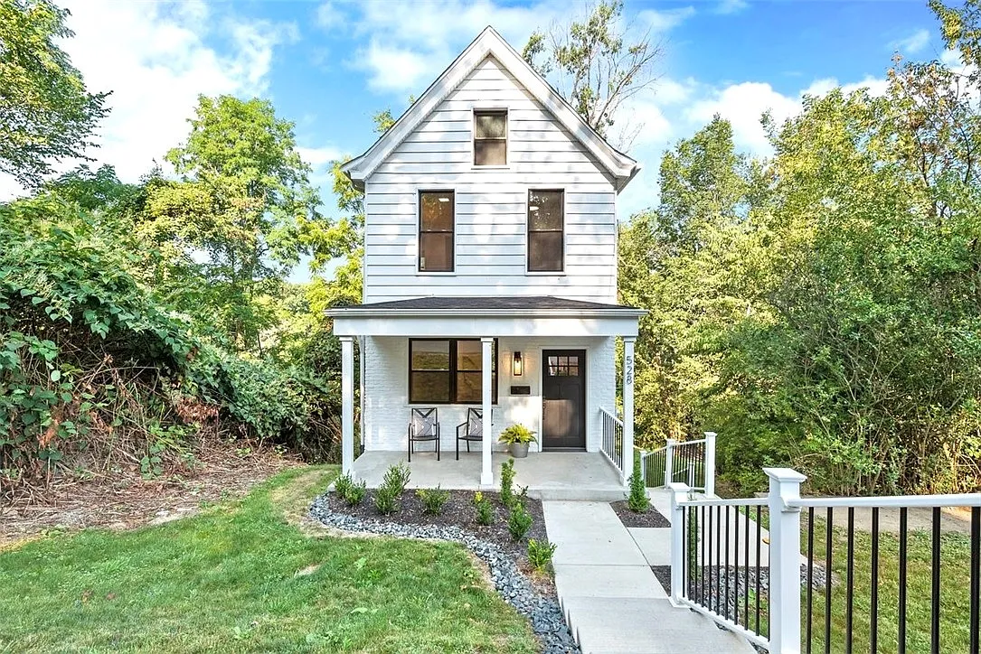 528 Grace St photo 1