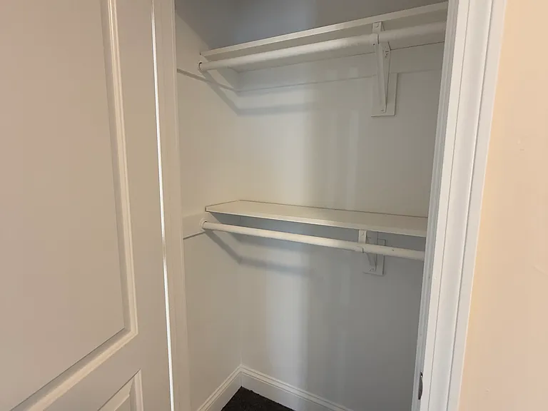 115 Main St #18 — Photo 15