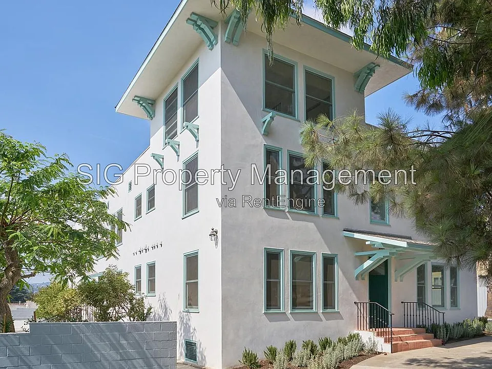 2191 El Sereno Ave #5