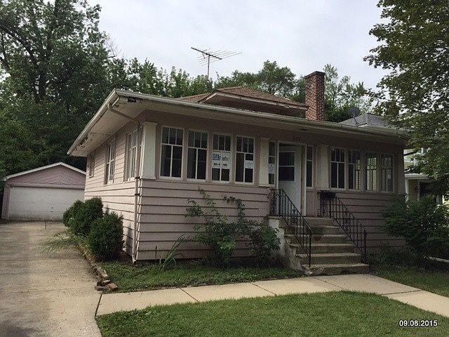 1st image of 209 E Park Blvd