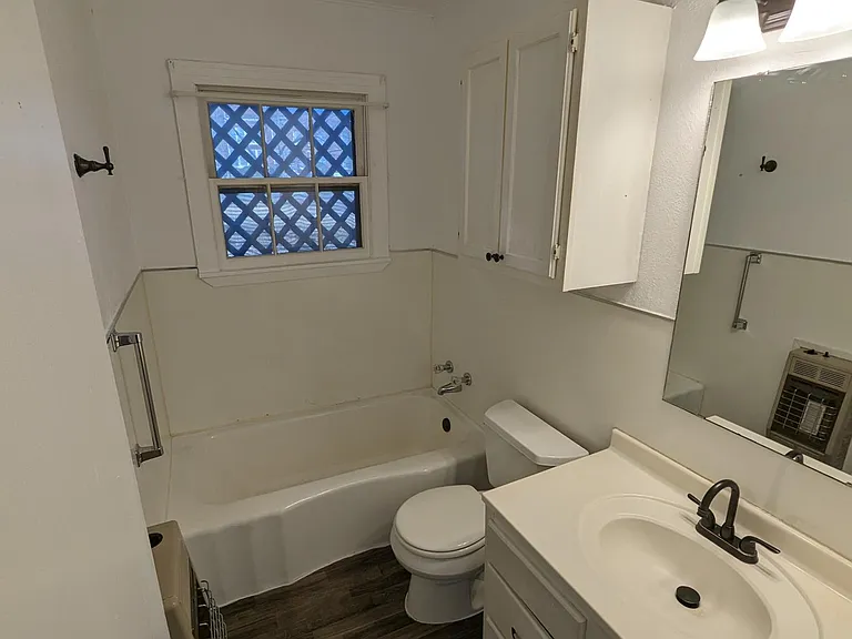 Guest Bathroom #1